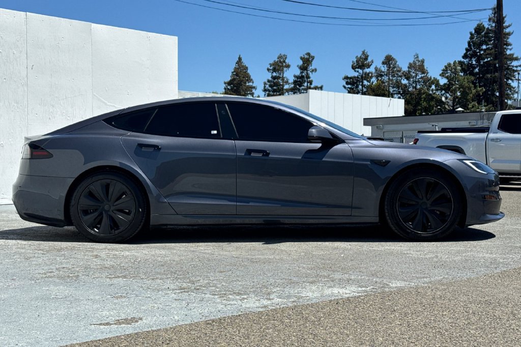 Used 2022 Tesla Model S AWD/4WD image 2