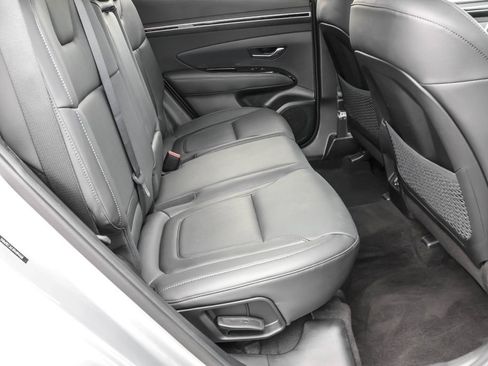 Used 2023 Hyundai Tucson Limited AWD/4WD image 34