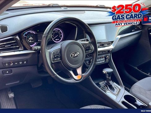 Used 2021 Kia Niro LXS FWD image 14