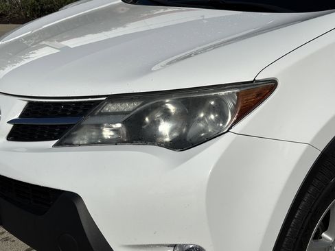 Used 2014 Toyota RAV4 XLE image 7