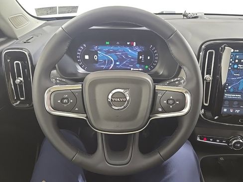 New 2026 Volvo XC40 B5 Plus w/ Climate Package image 9