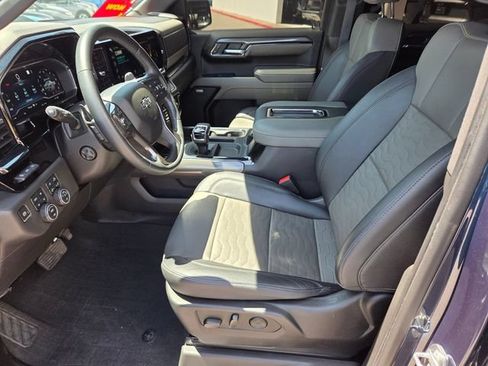 Certified 2022 Chevrolet Silverado 1500 ZR2 w/ Technology Package AWD/4WD image 10
