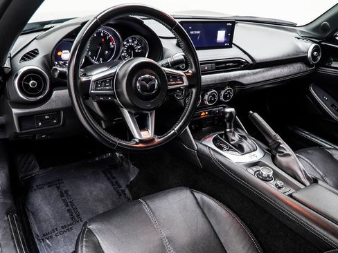 Used 2024 MAZDA MX-5 Miata RF Grand Touring image 15