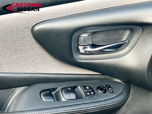 Used 2024 Nissan Murano SV image 22