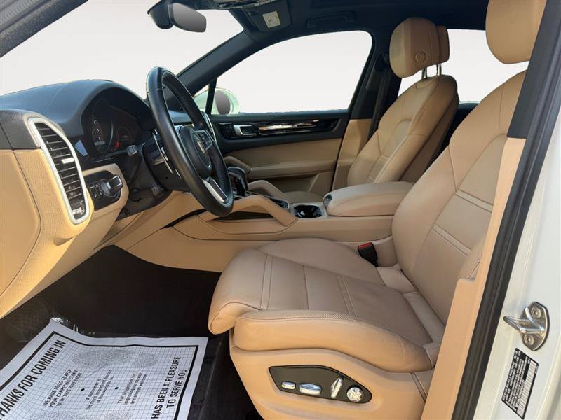 Used 2019 Porsche Cayenne AWD/4WD image 10