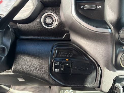 Used 2024 RAM 3500 Big Horn image 22