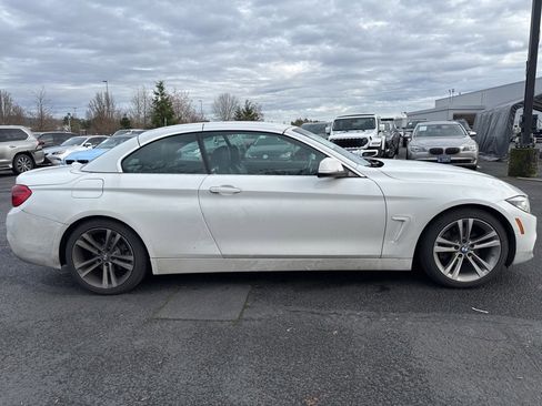 Used 2018 BMW 430i Convertible image 3