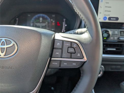 Used 2024 Toyota Grand Highlander AWD image 26