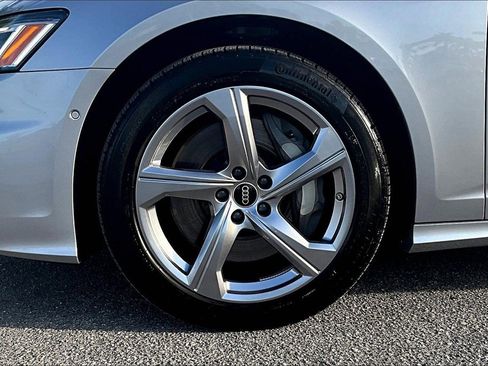 Certified 2025 Audi A6 3.0T Premium w/ Convenience Plus Package image 13