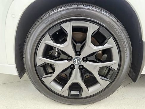 Used 2026 Lexus TX 500h AWD w/ Technology Package image 76