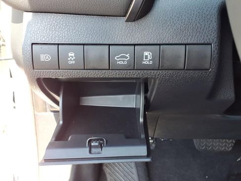 Used 2023 Toyota Camry SE image 15