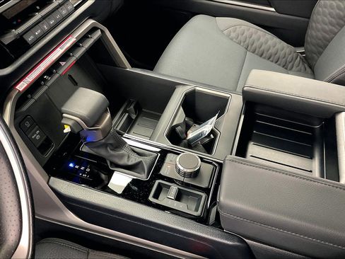 New 2025 Toyota Tundra SR5 image 8