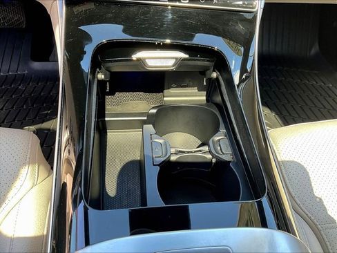Used 2022 Mercedes-Benz C 300 4MATIC Sedan image 17