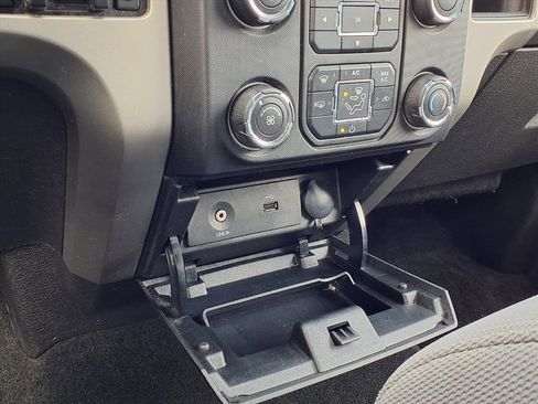 Used 2013 Ford F150 XLT w/ Luxury Equipment Group image 13