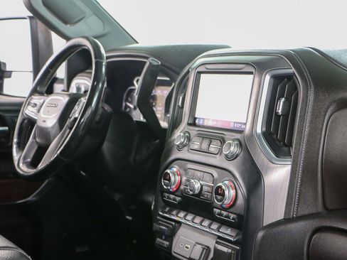 Used 2020 GMC Sierra 2500 Denali image 30