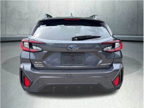 Used 2024 Subaru Crosstrek 2.0i Premium AWD/4WD image 5