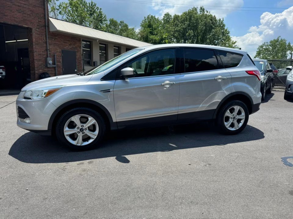 Used 2016 Ford Escape SE AWD/4WD image 10