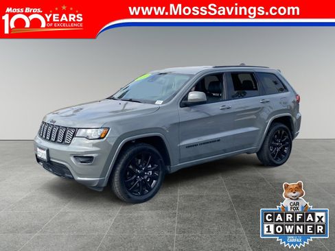 Used 2022 Jeep Grand Cherokee Laredo X RWD image 1