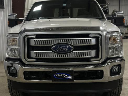Used 2015 Ford F250 Platinum w/ FX4 Off-Road Package image 19