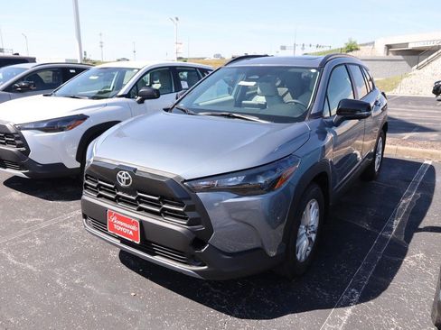 New 2026 Toyota Corolla Cross LE AWD/4WD image 4