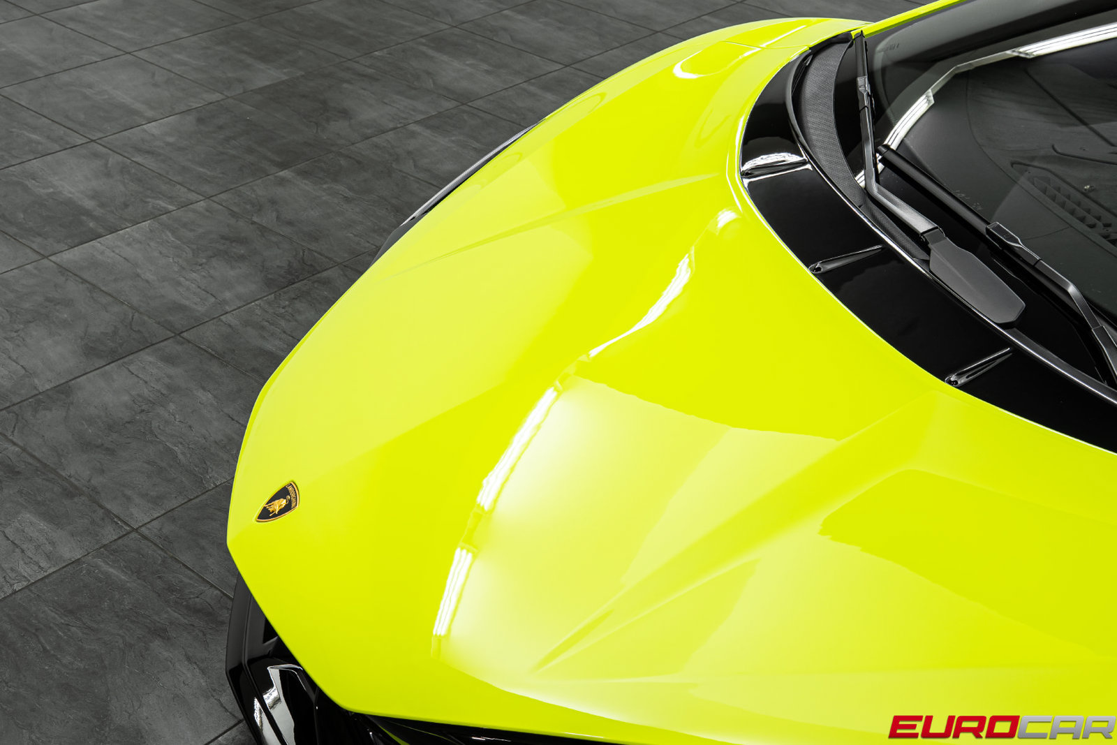 Used 2025 Lamborghini Revuelto AWD/4WD image 10
