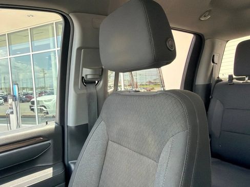 Used 2025 Chevrolet Silverado 2500 LT w/ Convenience Package AWD/4WD image 24