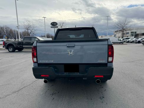 Used 2023 Honda Ridgeline Sport image 6