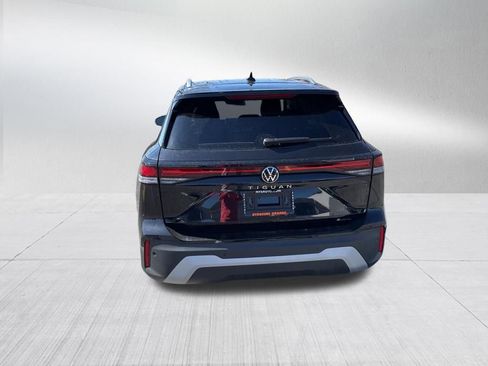 New 2026 Volkswagen Tiguan S AWD/4WD image 4