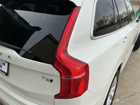 Used 2018 Volvo XC90 T6 Momentum w/ Momentum Plus Package image 20