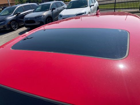 New 2025 Honda HR-V EX-L image 10