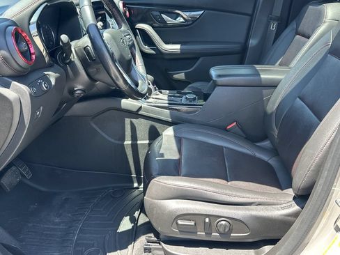 Used 2021 Chevrolet Blazer RS w/ Enhanced Convenience Package FWD image 9