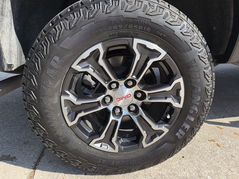 Used 2023 GMC Canyon AT4 w/ AT4 Premium Package image 44