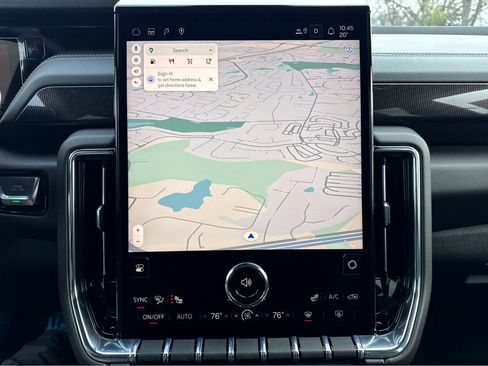 New 2026 GMC Yukon XL Elevation w/ LPO, Get Active Package AWD/4WD image 14