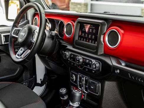 Used 2021 Jeep Wrangler Unlimited Rubicon image 31