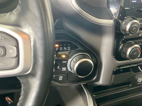 Used 2022 RAM 1500 Big Horn AWD/4WD image 17