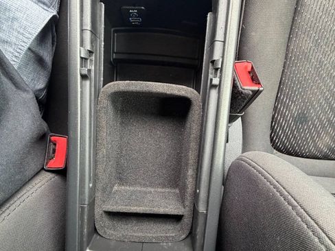 Used 2016 Dodge Journey SE w/ Flexible Seating Group FWD image 26