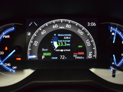 Used 2023 Toyota RAV4 XLE AWD/4WD image 16