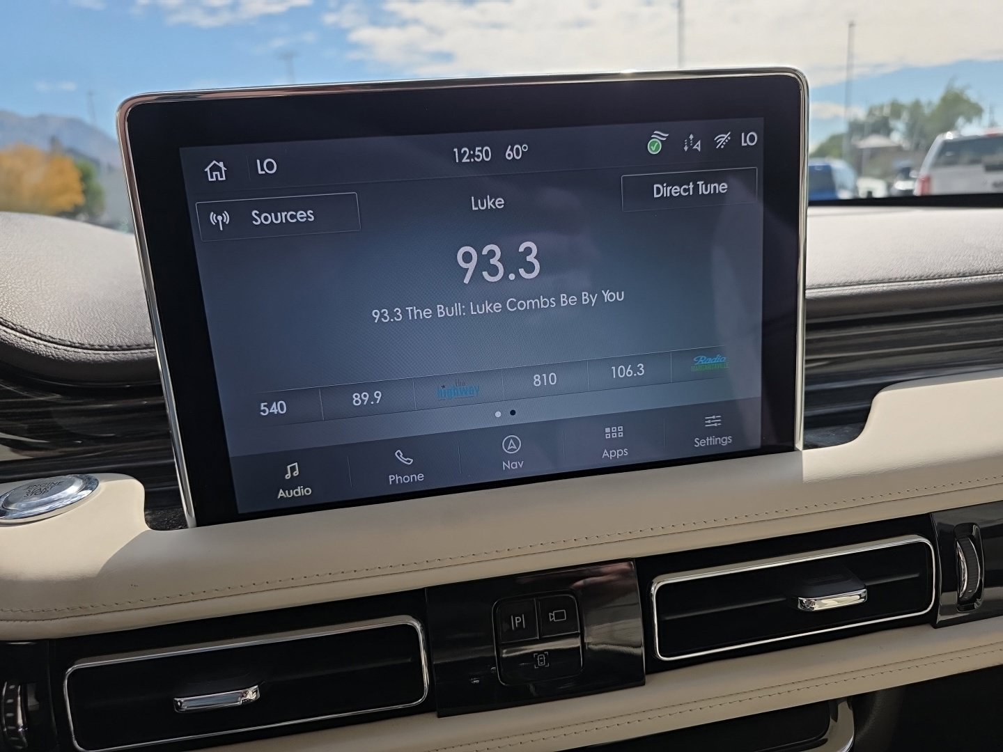 Used 2023 Lincoln Aviator Black Label Grand Touring AWD/4WD image 12