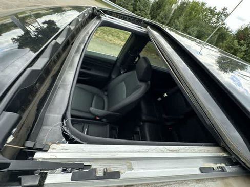 Used 2023 Honda Odyssey Sport image 6
