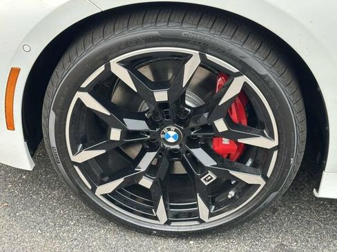 New 2026 BMW 330i xDrive Sedan w/ M Sport Package AWD/4WD image 7