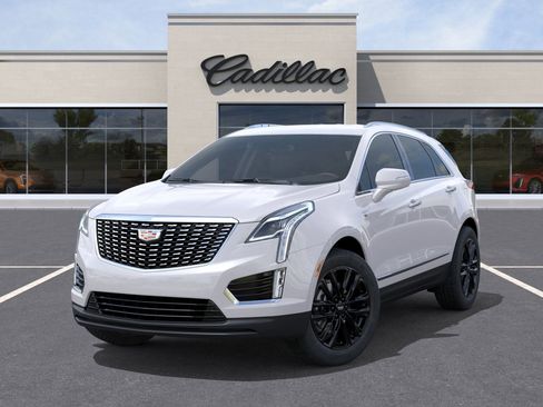 New 2025 Cadillac XT5 Luxury image 6