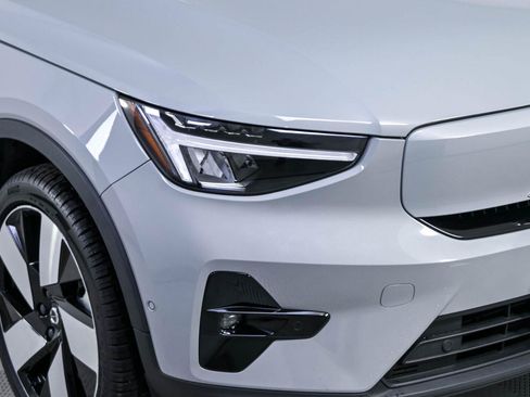 Certified 2024 Volvo C40 P8 Recharge Plus w/ Climate Package AWD/4WD image 35
