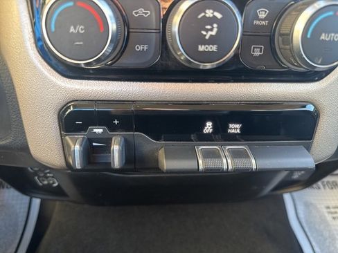 Used 2019 RAM 1500 Laramie image 20