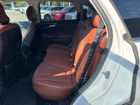Certified 2018 Ford Edge Titanium w/ Equipment Group 302A AWD/4WD image 14