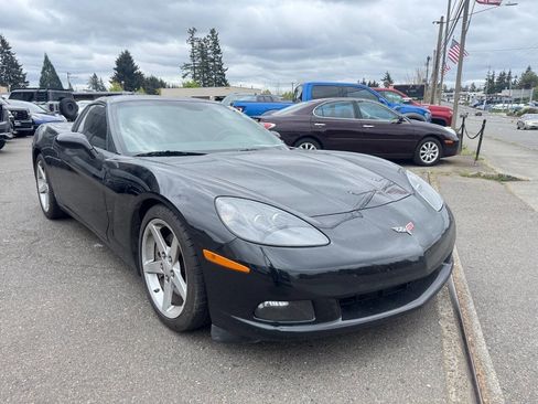 Used 2006 Chevrolet Corvette Coupe RWD image 4