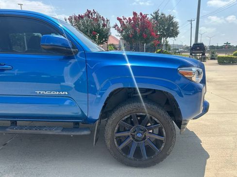 Used 2016 Toyota Tacoma SR5 w/ Towing Package RWD image 7