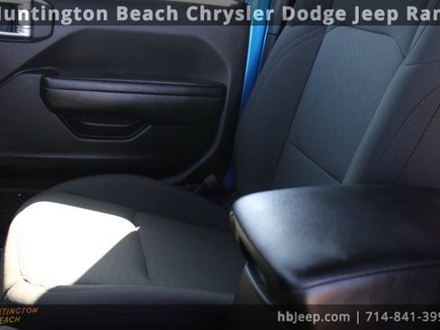 Used 2021 Jeep Wrangler Unlimited Sport image 33