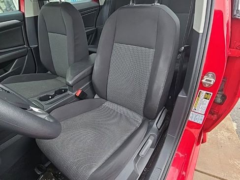 Used 2019 Volkswagen Jetta S image 12
