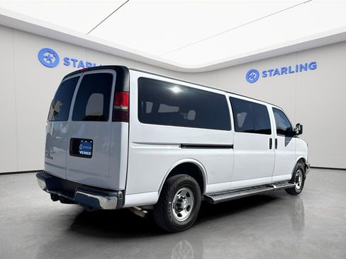Used 2019 Chevrolet Express 3500 LT w/ LT Preferred Equipment Group image 9