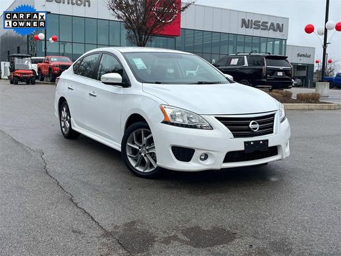 Used 2015 Nissan Sentra SR w/ Navigation Package image 3